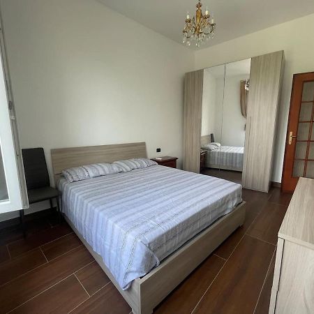 Autumn Apartment Vado Ligure Ngoại thất bức ảnh