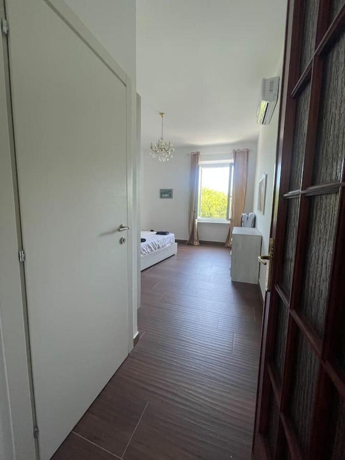 Autumn Apartment Vado Ligure Ngoại thất bức ảnh