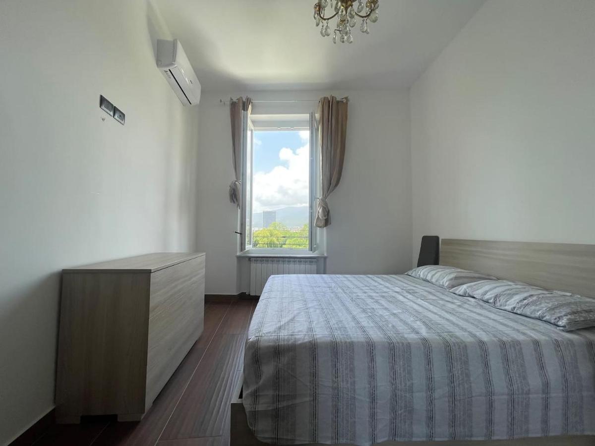 Autumn Apartment Vado Ligure Ngoại thất bức ảnh